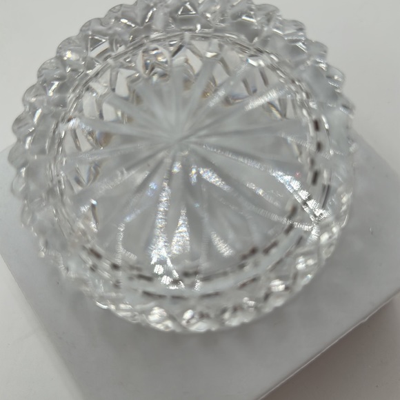 - Waterford Crystal Round Trinket Box and Lid - Picture 11 of 16